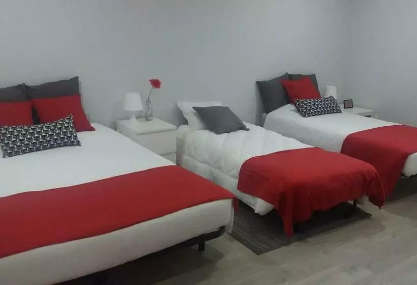 پانسیون Casa Pirosa