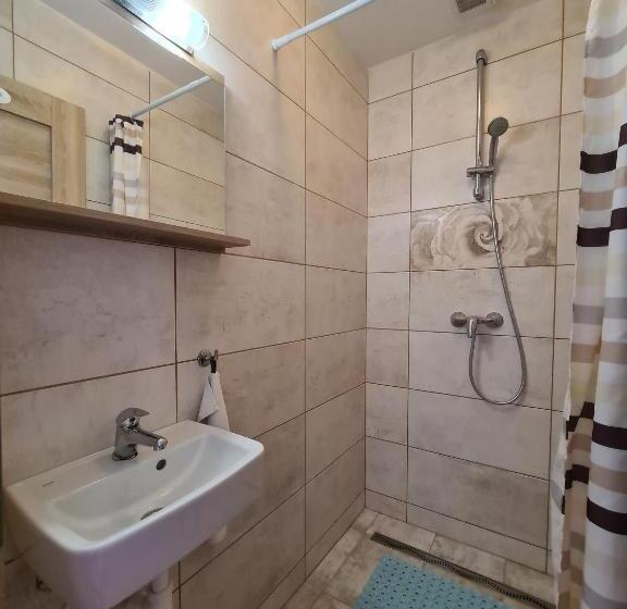 بنسيون Stredisko Lipka