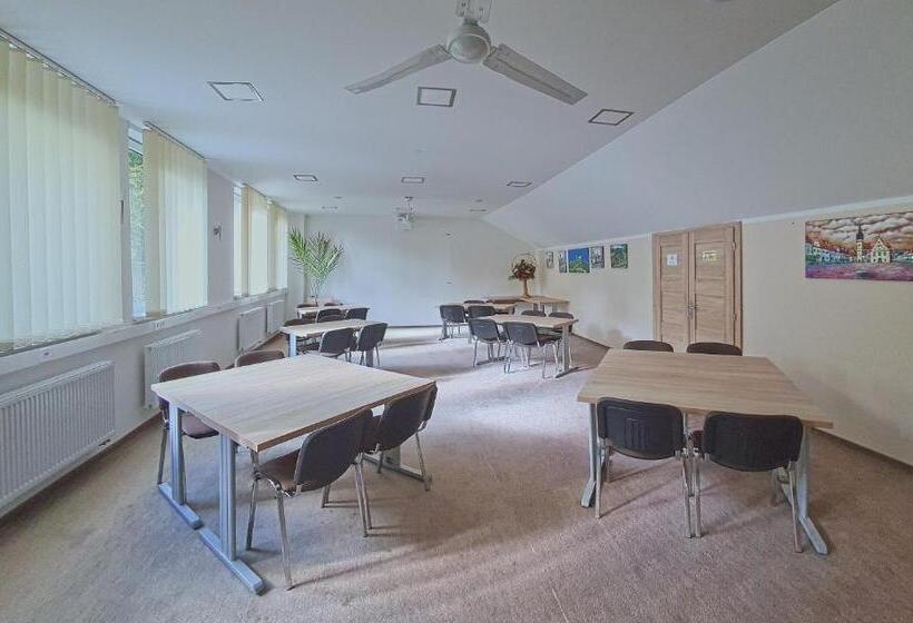 بنسيون Stredisko Lipka