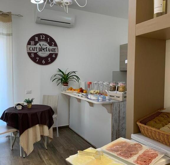 تختخواب و صبحانه Etesia