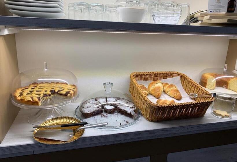 تختخواب و صبحانه Etesia