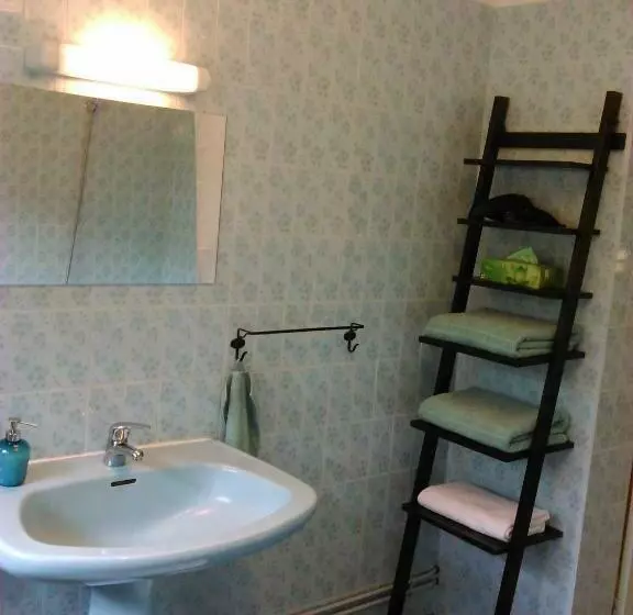 Aamiaismajoitus (B&B) Maison D Hôtes Les Beaux Chenes