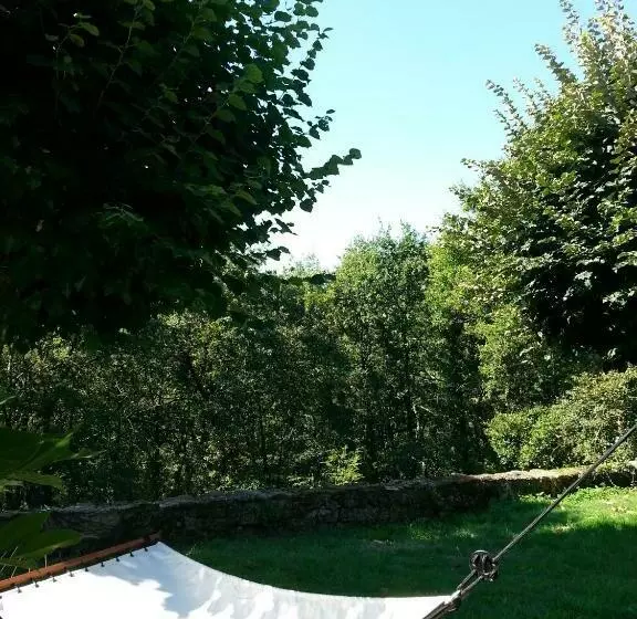 Aamiaismajoitus (B&B) Maison D Hôtes Les Beaux Chenes