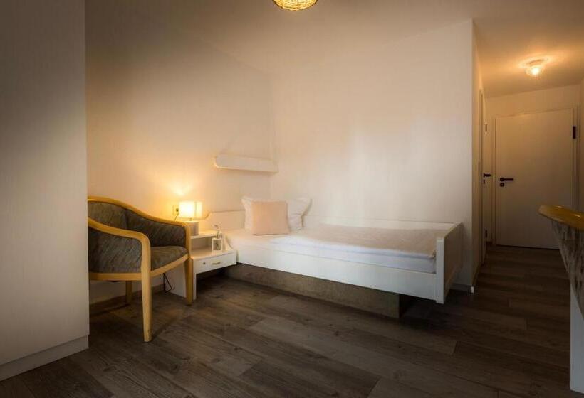 בית מלון כפרי Landgasthof Ritter