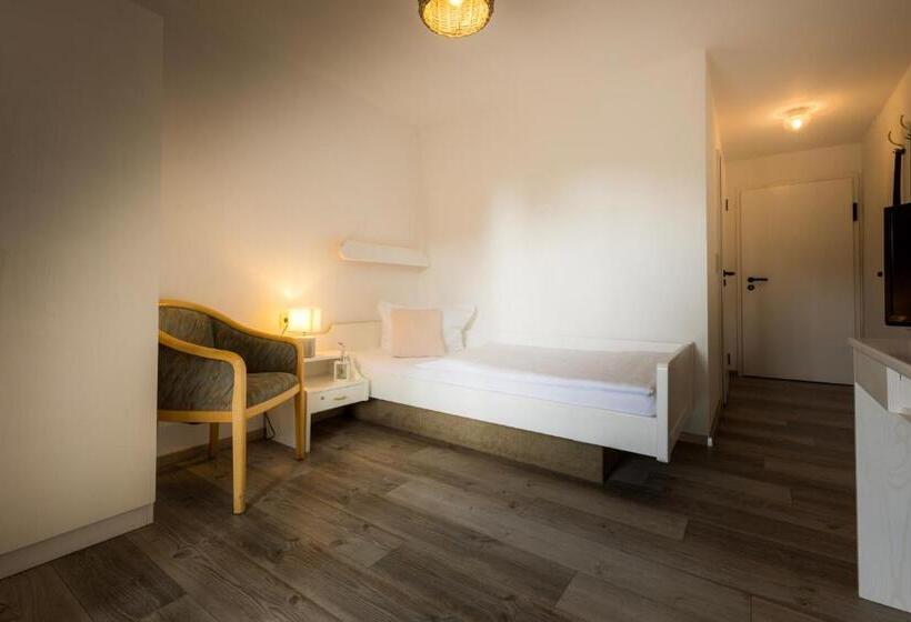 בית מלון כפרי Landgasthof Ritter