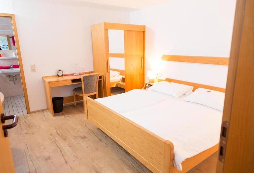 בית מלון כפרי Landgasthof Ritter