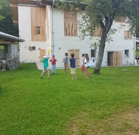 ペンション Villa Iagra Ledro