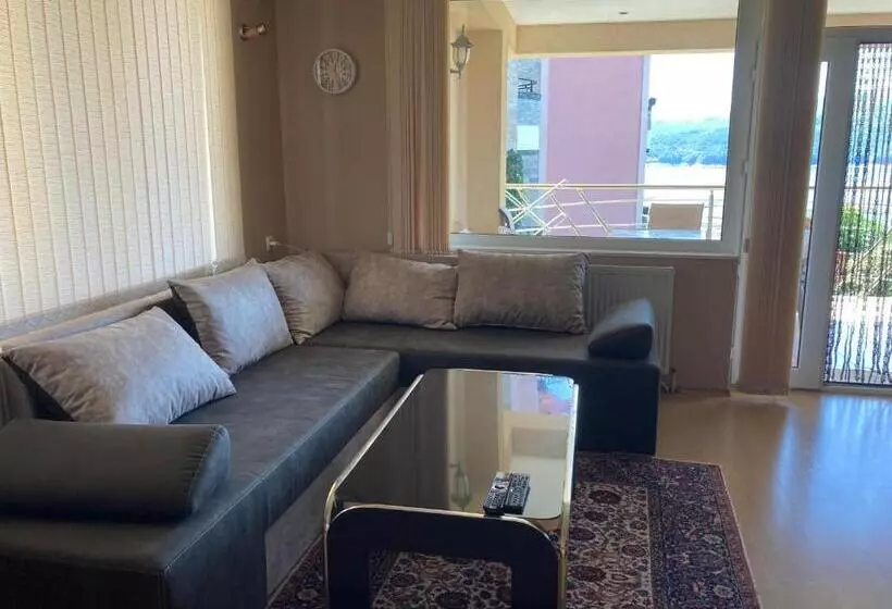 ペンション Villa Irina