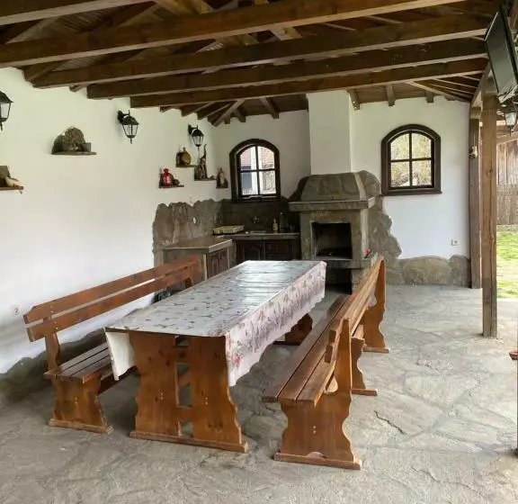 ペンション Yovkovata Kyshta