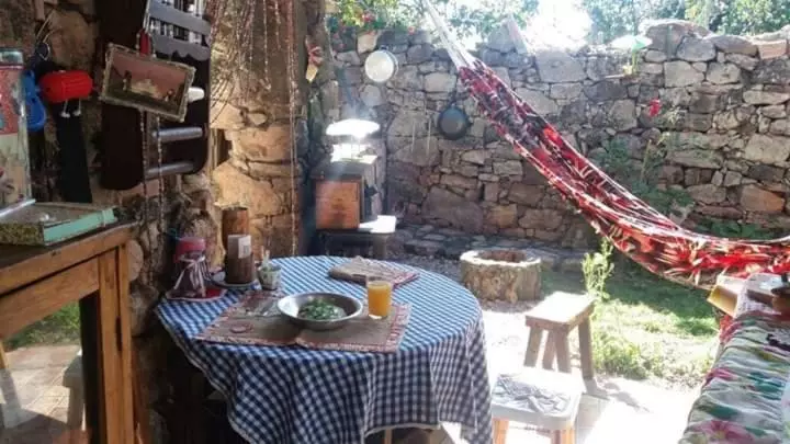 Casa De Retalhos Boutique Albergue, Casaril Histórico, Com 5 Suítes Individuais E Cozinha Coletiva