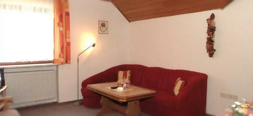 Retkeilymaja Rinchnacher Hof