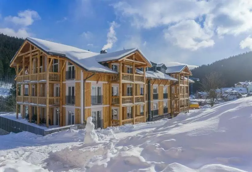 Aparthotel Kovarna Residence