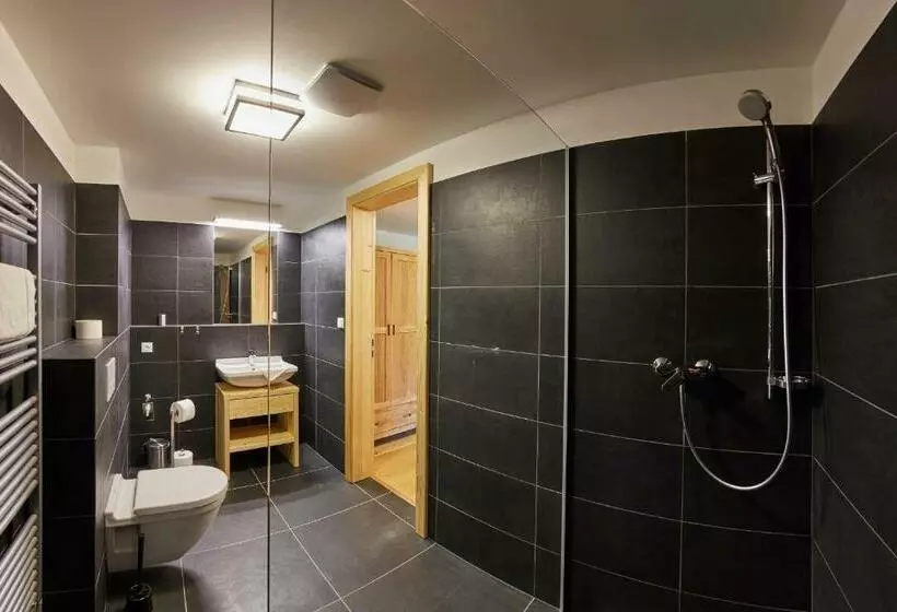 Aparthotel Kovarna Residence