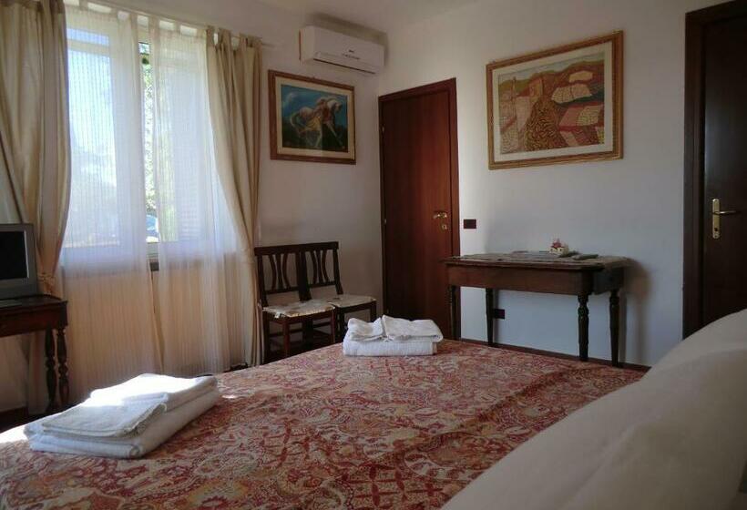 مبيت وإفطار La Nepitella