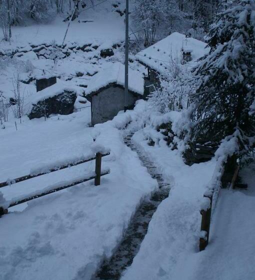 مبيت وإفطار Rifugio Casa Lobietti