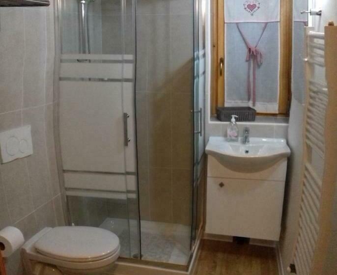 مبيت وإفطار Rifugio Casa Lobietti