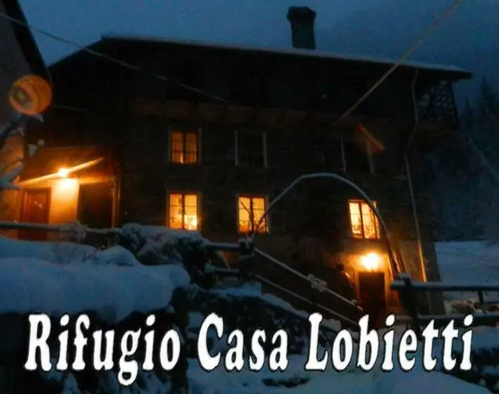 Aamiaismajoitus (B&B) Rifugio Casa Lobietti