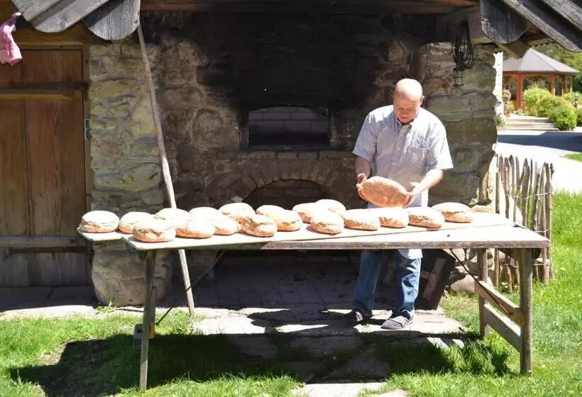 Hotelli Bauernhof Kaspergut