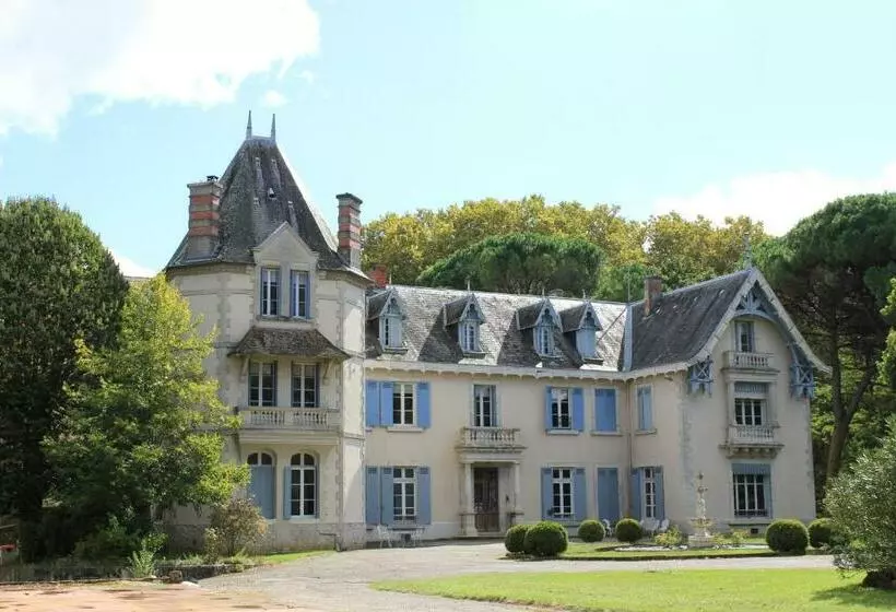 ペンション Château De Morin