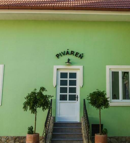 膳宿费 Penzión Kúria