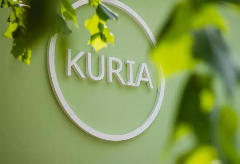 ペンション Penzión Kúria