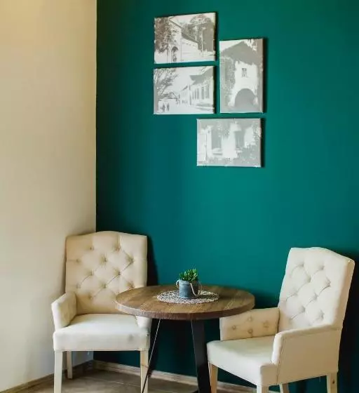 ペンション Penzión Kúria