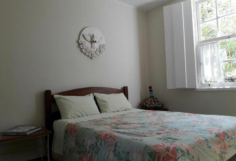 پانسیون Pousada Cantagalo Bichinho Mg