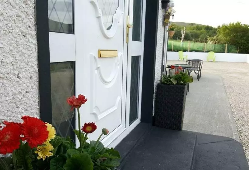 ベッドアンドブレックファースト An Charraig Ban On The Wild Atlantic Way F94wt02