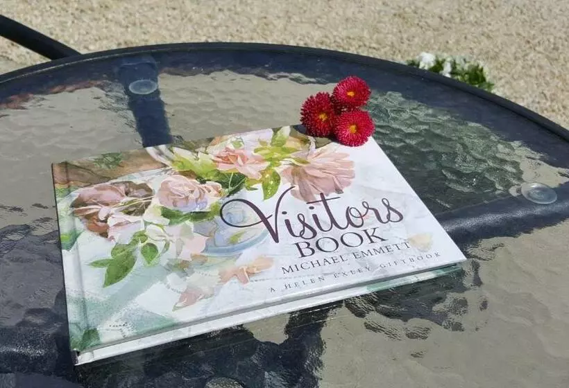 ベッドアンドブレックファースト An Charraig Ban On The Wild Atlantic Way F94wt02