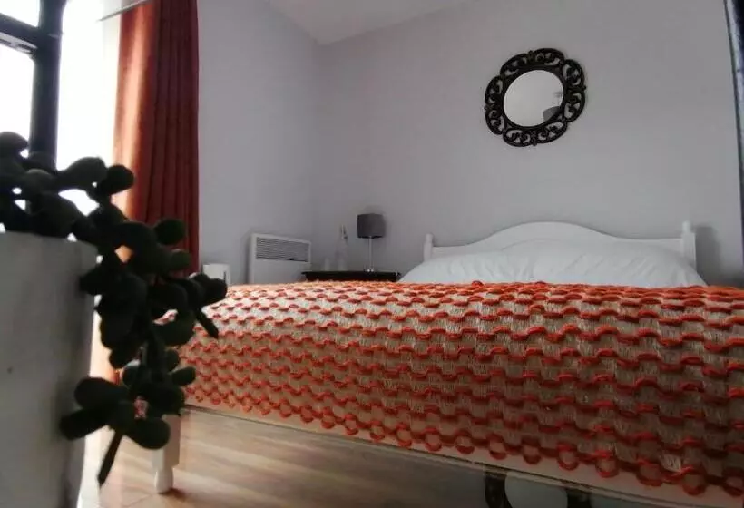 ベッドアンドブレックファースト An Charraig Ban On The Wild Atlantic Way F94wt02