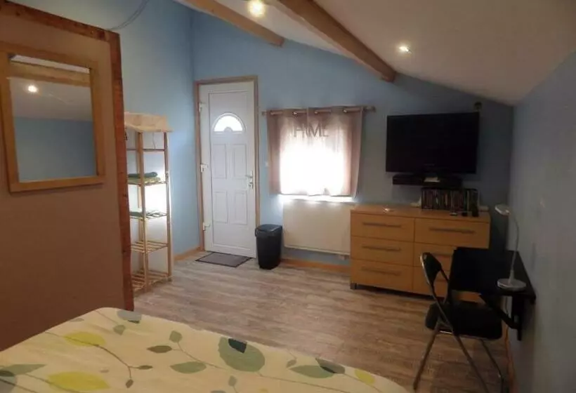 Aamiaismajoitus (B&B) Chez Gus