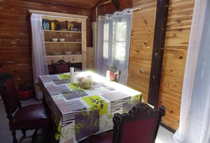 Aamiaismajoitus (B&B) Chez Gus