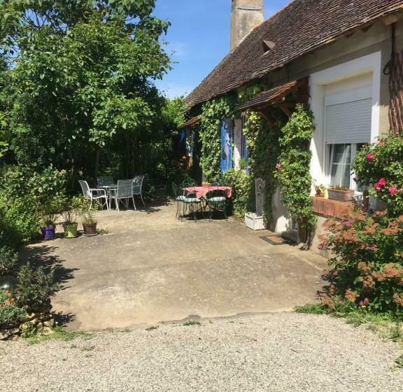 مبيت وإفطار La Suzannerie