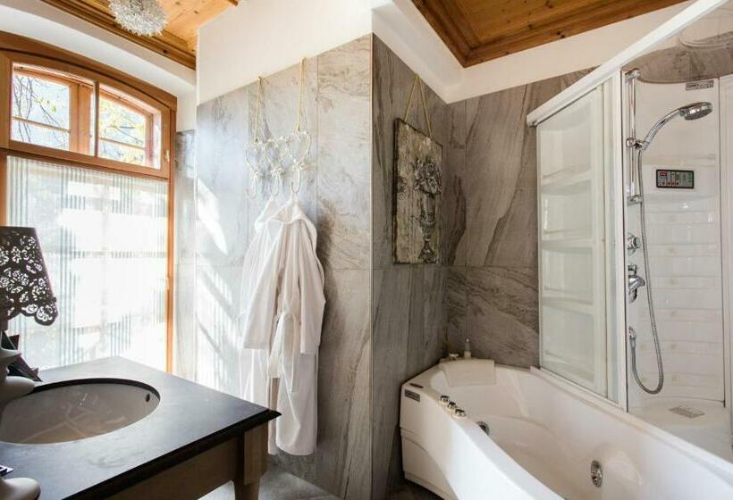 مبيت وإفطار Schlosswirt Forst