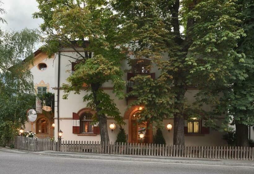 مبيت وإفطار Schlosswirt Forst