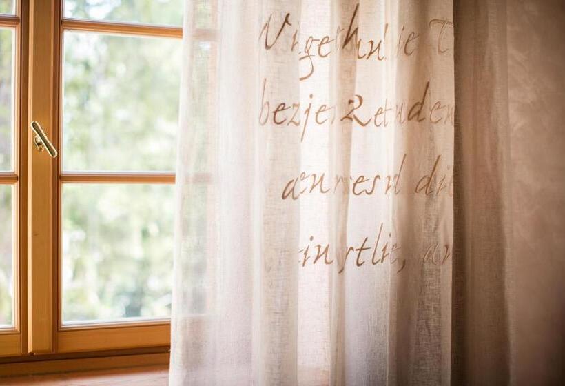 مبيت وإفطار Schlosswirt Forst