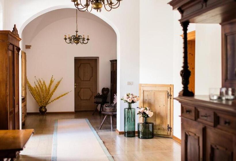 مبيت وإفطار Schlosswirt Forst