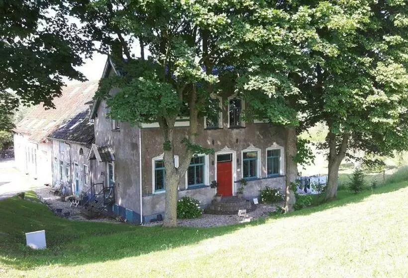 Aamiaismajoitus (B&B) Theetuin Onder De Pannen