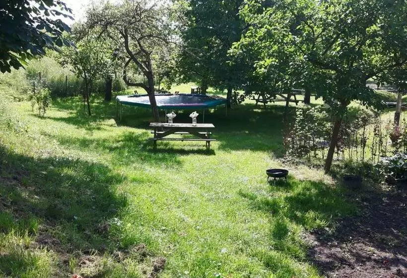 Aamiaismajoitus (B&B) Theetuin Onder De Pannen