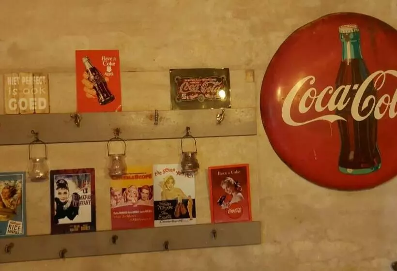 Aamiaismajoitus (B&B) Theetuin Onder De Pannen