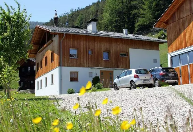 ホテル Huberhof