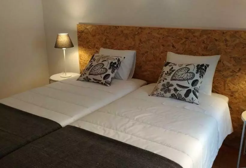 ペンション Route 2 Torrão