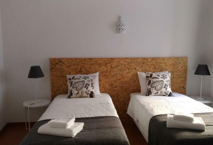 膳宿费 Route 2 Torrão