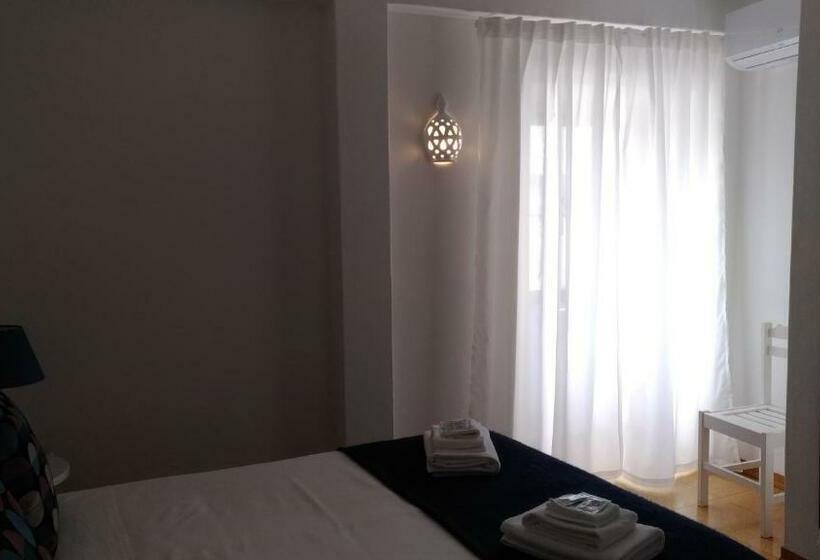 膳宿费 Route 2 Torrão