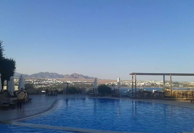 Eden Rock Hotel Namaa Bay