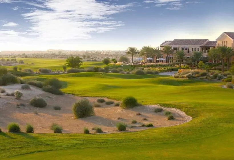 هتل Arabian Ranches Golf Club