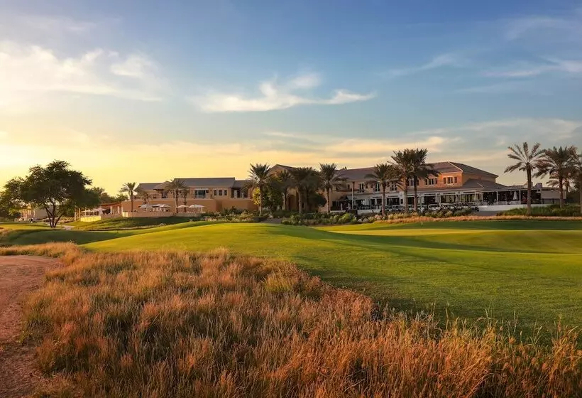 هتل Arabian Ranches Golf Club
