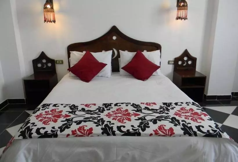 هتل Blue Beach Club