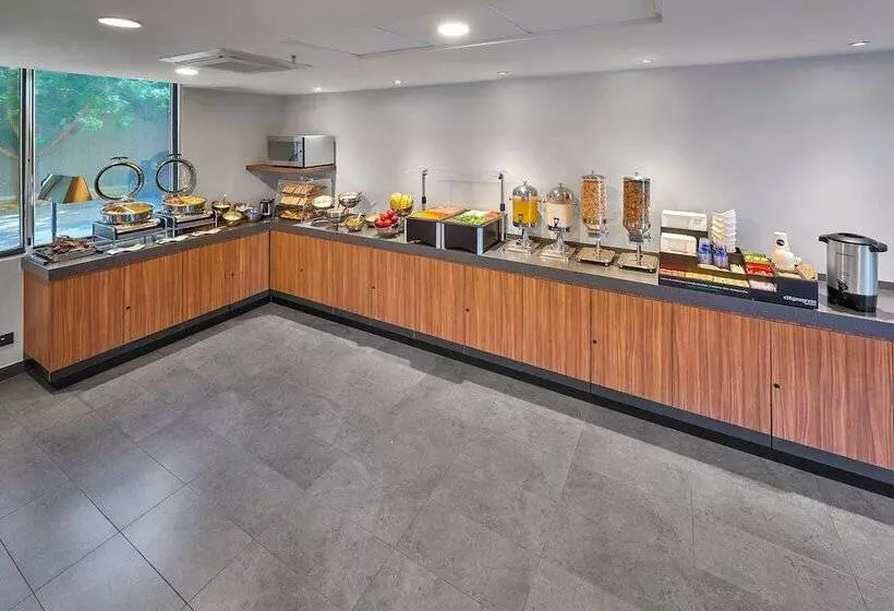 ホテル City Express By Marriott Mérida