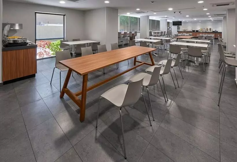 ホテル City Express By Marriott Mérida